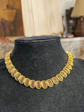 Vintage Napier Necklace: Gold Tone Chain Link Choker